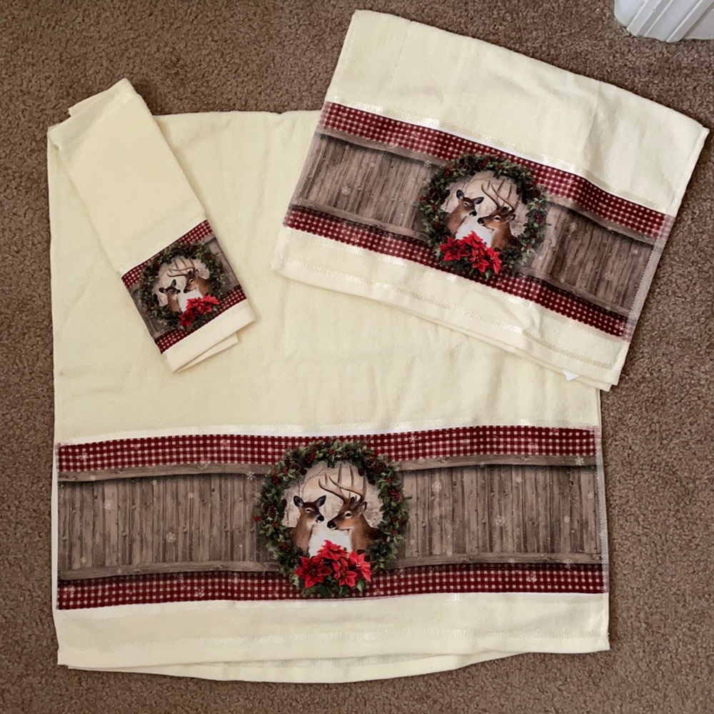 Buck & Doe Christmas Bathroom decor